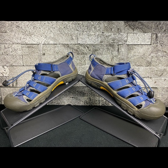 Keen Newport H2 Waterproof Sandals - Boys 4 - Picture 3 of 9